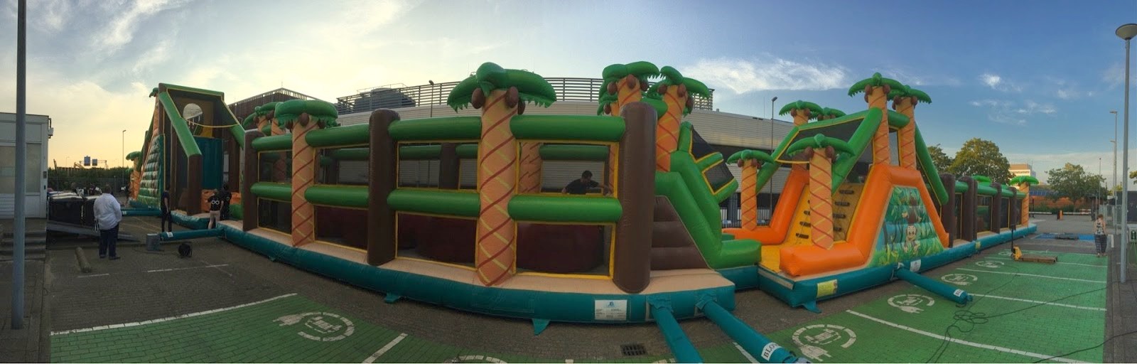 Why we organize Hackathons at Leaseweb