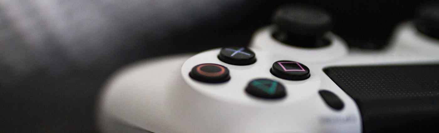 Data Compression in Online Games